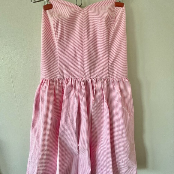 Lilly Pulitzer Pink Seersucker Strapless Dress- Size 0 - Picture 2 of 4